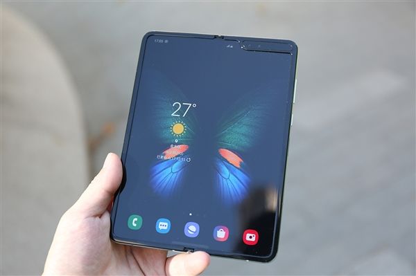 三星重啟生產改良版Galaxy Fold:要趕在華為Mate X前上市