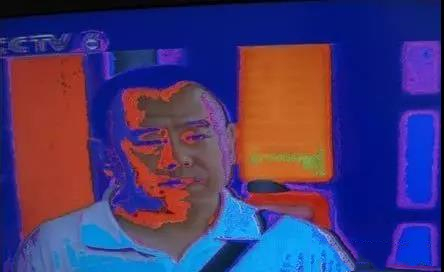 分享電腦開機花屏的相關解決方案